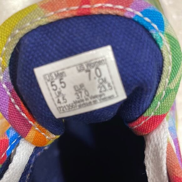 Vans Unisex Classic Geometric Multicolor Shoes Sneakers Size M 5.5 / W 7 - Picture 2 of 8